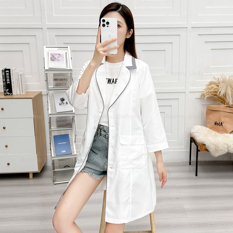 زي تجميل أسود مع رداء التجميل  - مراجعة Medical Lab Logo وسعره